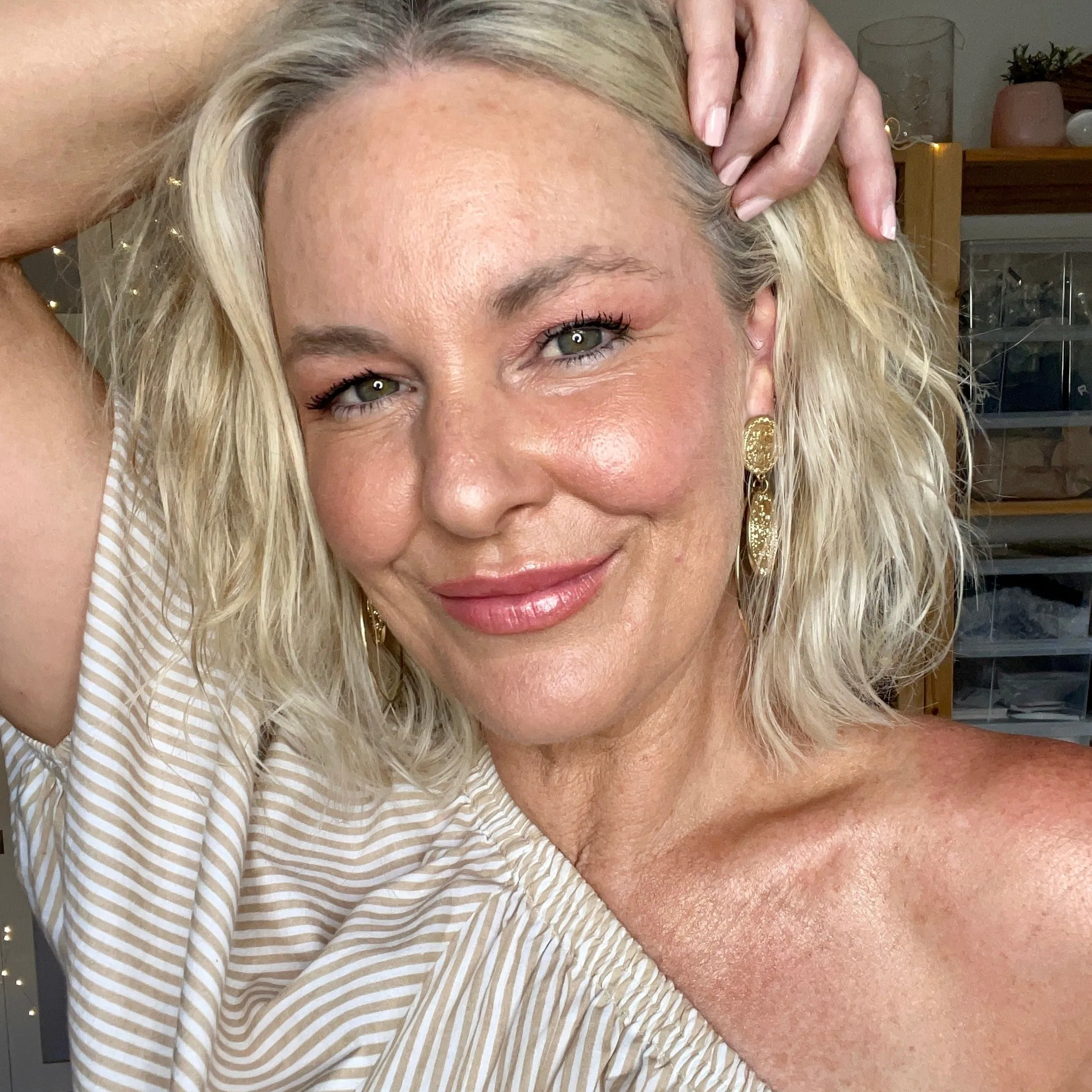 Beachy Bombshell Makeup Kit