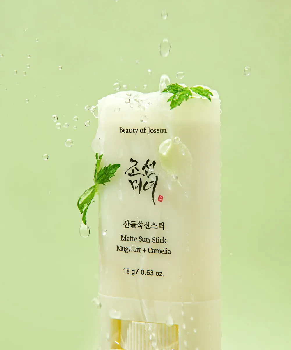 Matte Sun Stick : Mugwort   Camelia SPF 50  PA    