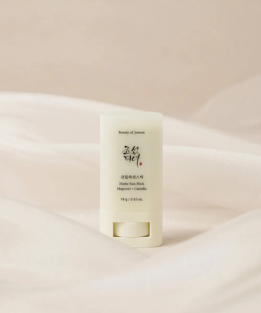 Matte Sun Stick : Mugwort   Camelia SPF 50  PA    