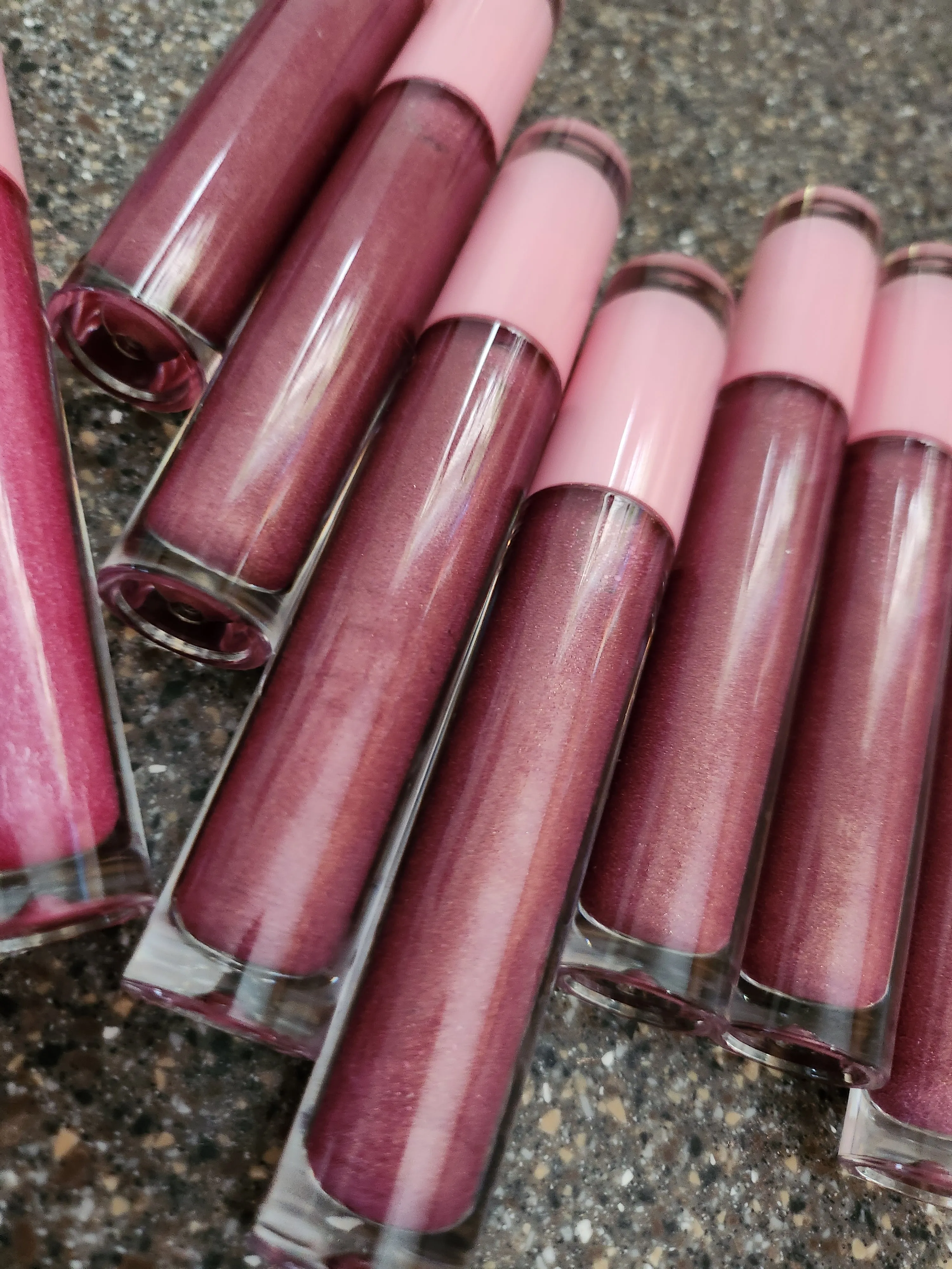 Plumping lip gloss, Hyaluronic Acid Infused