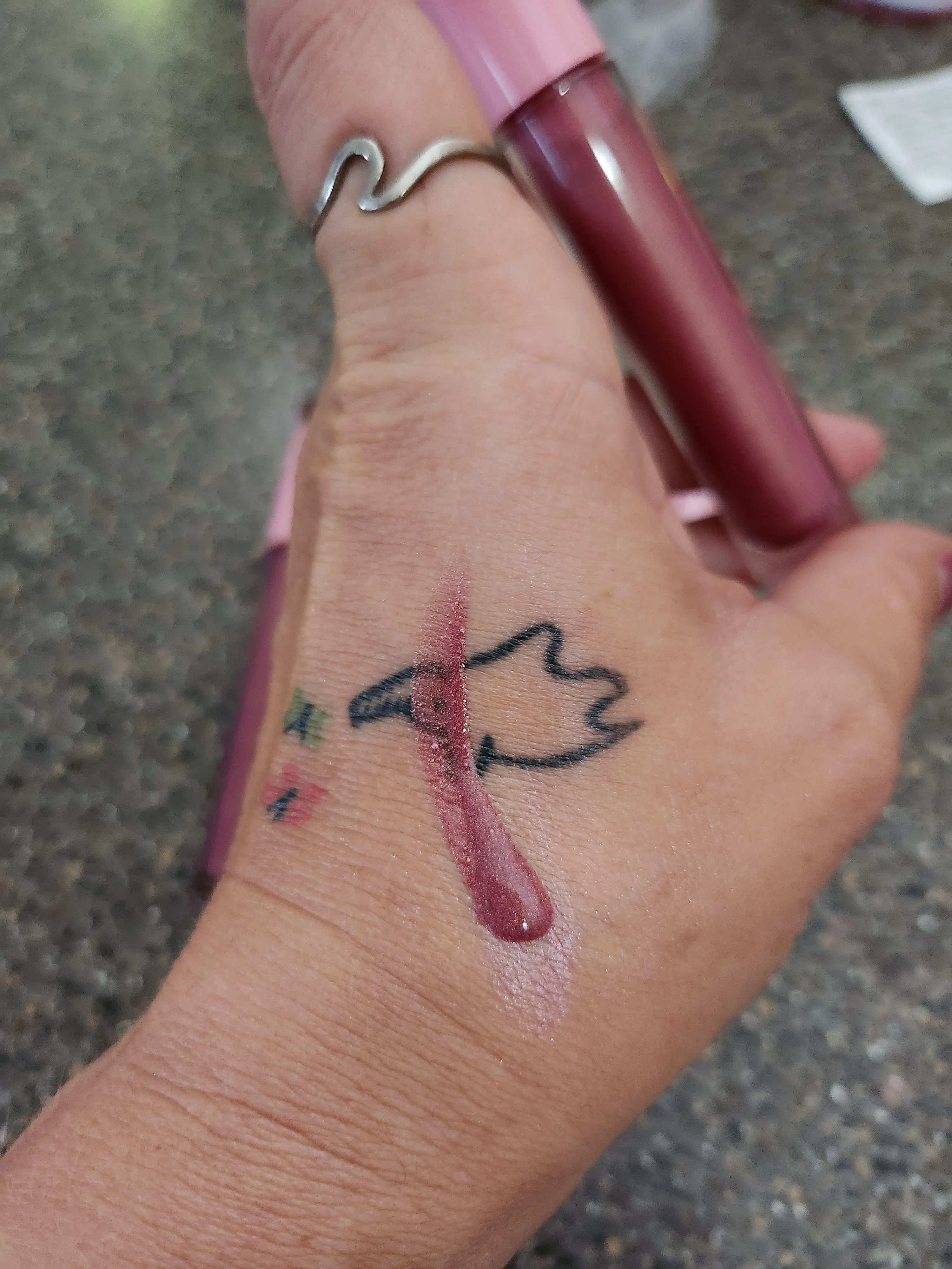 Plumping lip gloss, Hyaluronic Acid Infused