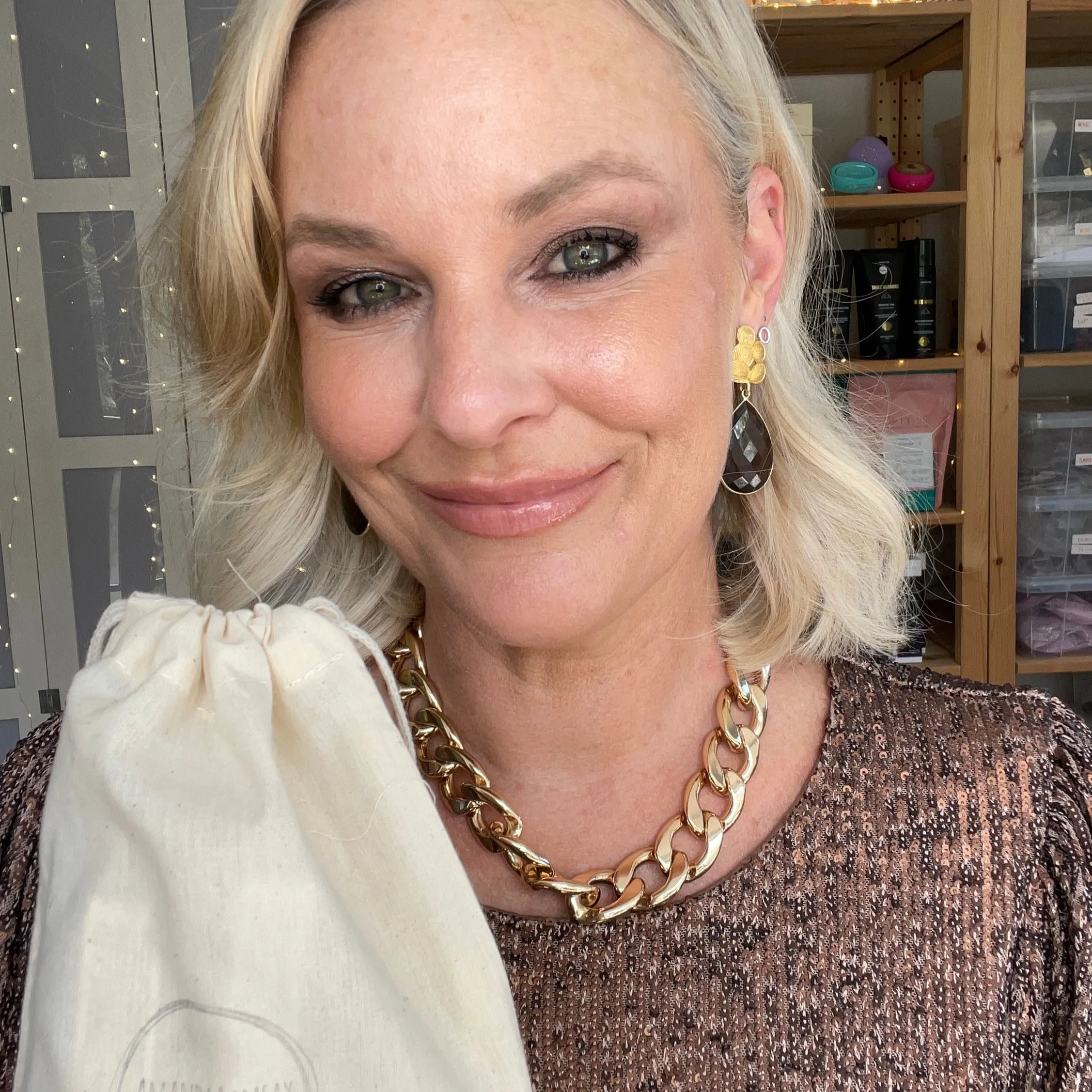 The Golden Goddess Makeup Kit